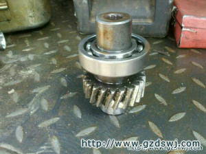 Н(rn)ھC(j)X݆SСǼܵڙC(j)l(f)չʾ